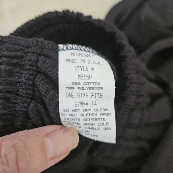 Moon Craft black vintage skirt size small medium - Picture 8 of 8